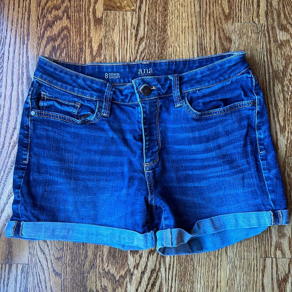 a.n.a. Women’s Denim Rolled Cuff Shorts, Size 8